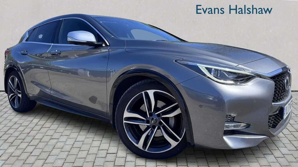 Infiniti Q30 2.0T Sport Dct Awd In-touch Nav 2017 YL17KFX Silver