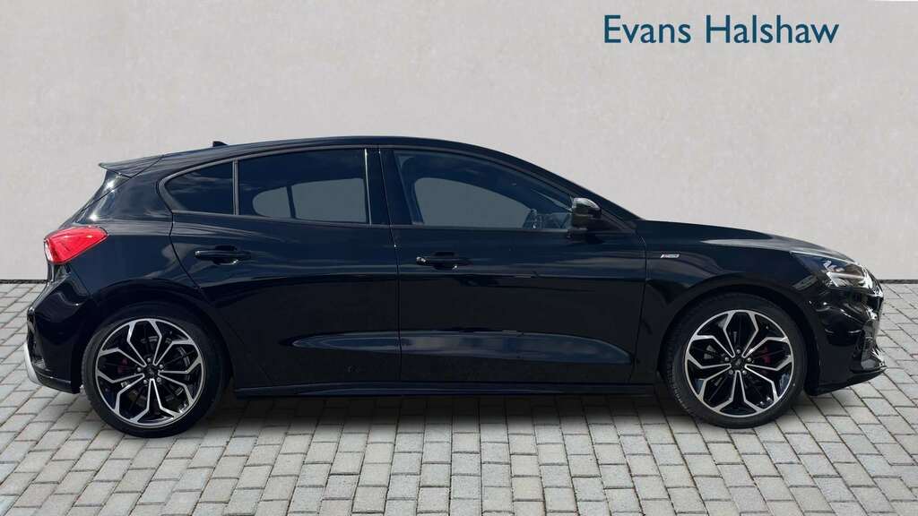 Ford Focus 1.0 Ecoboost Hybrid Mhev 125 St-line X Edition SB70OHN Black #6
