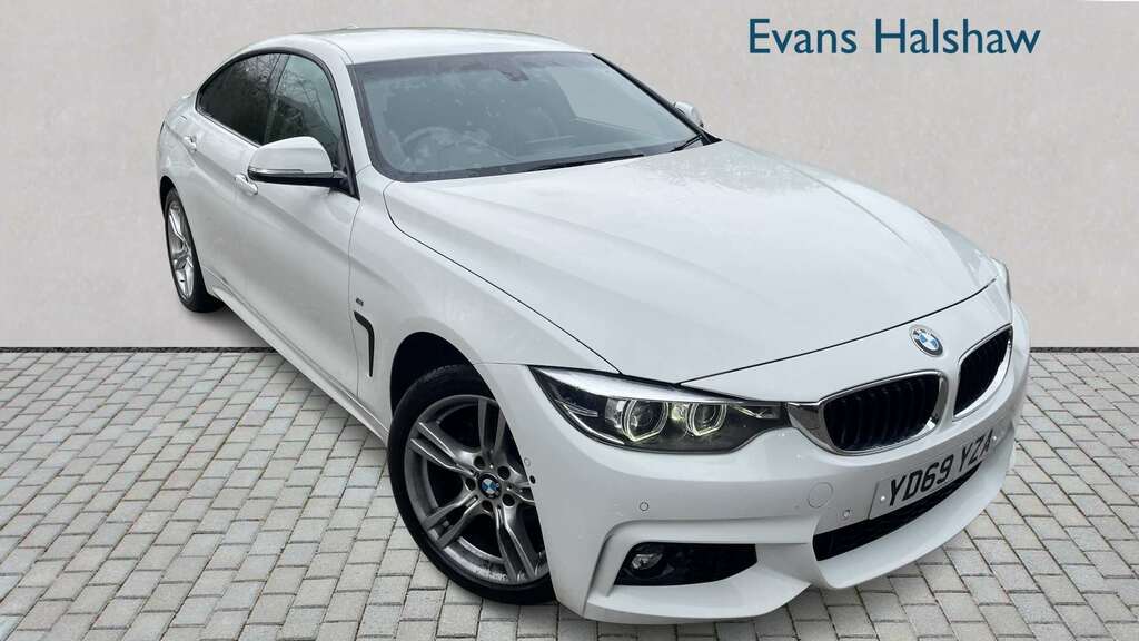 BMW 4 Series 420I Xdrive M Sport Professional Media White