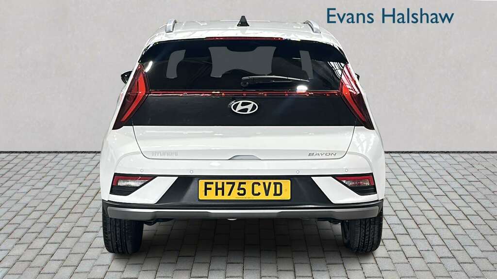 Hyundai Bayon 1.0 Tgdi 90 Tech Line 2025 FH75CVD White #5