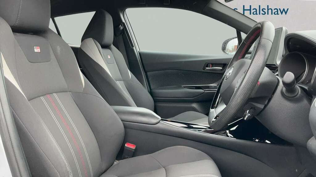 Toyota C-Hr 1.8 Hybrid Gr Sport Cvt 2023 FA23LGV Silver #2