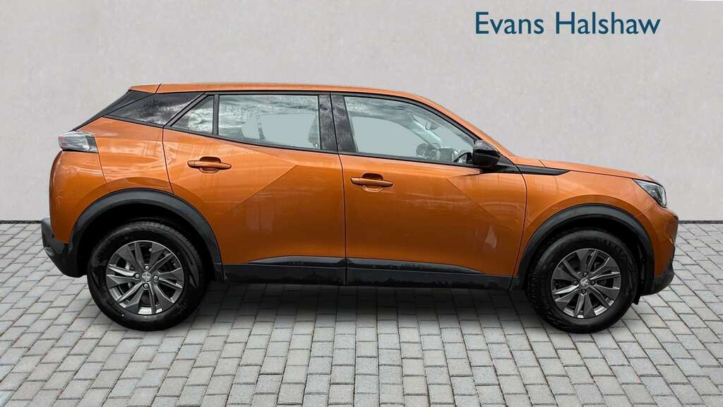Peugeot 2008 1.2 Puretech Active Premium 2022 YT22NKM Orange #3
