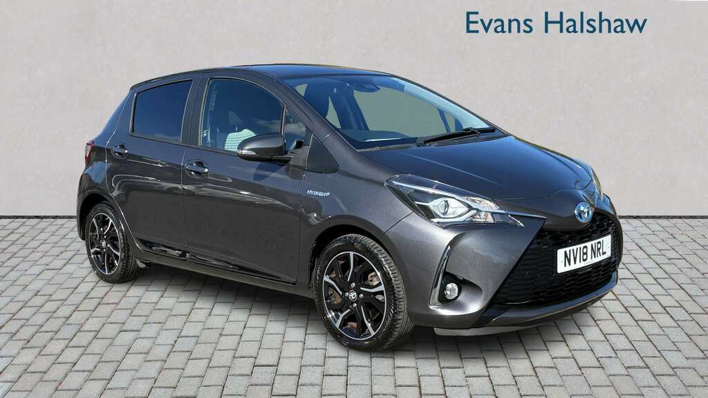 Toyota Yaris 1.5 Hybrid Design Cvt 2018 Grey