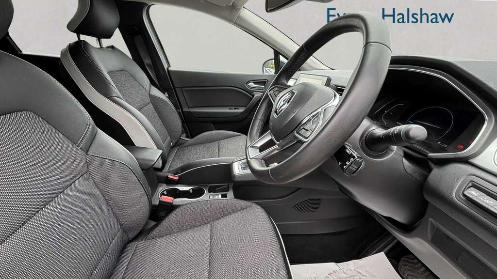 Renault Captur 1.6 E-tech Full Hybrid 145 Techno 2023 BV23WNJ Grey #2