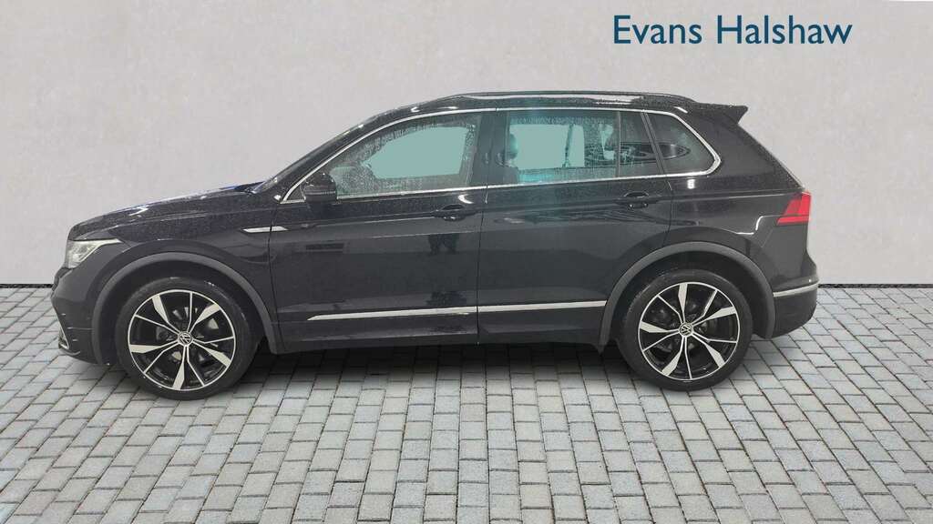 Volkswagen Tiguan 1.5 Tsi 150 R-line Dsg 2022 FP22ZNN Black #4
