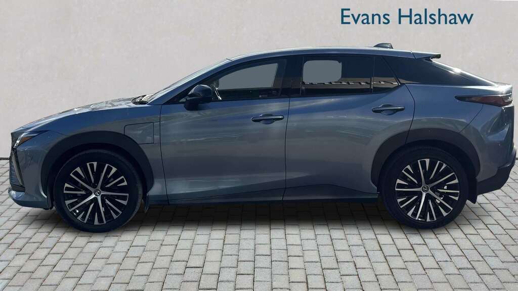 Lexus RZ 450E 230Kw Direct4 Premium 71 Kwh 2024 YK74TCJ Blue #3