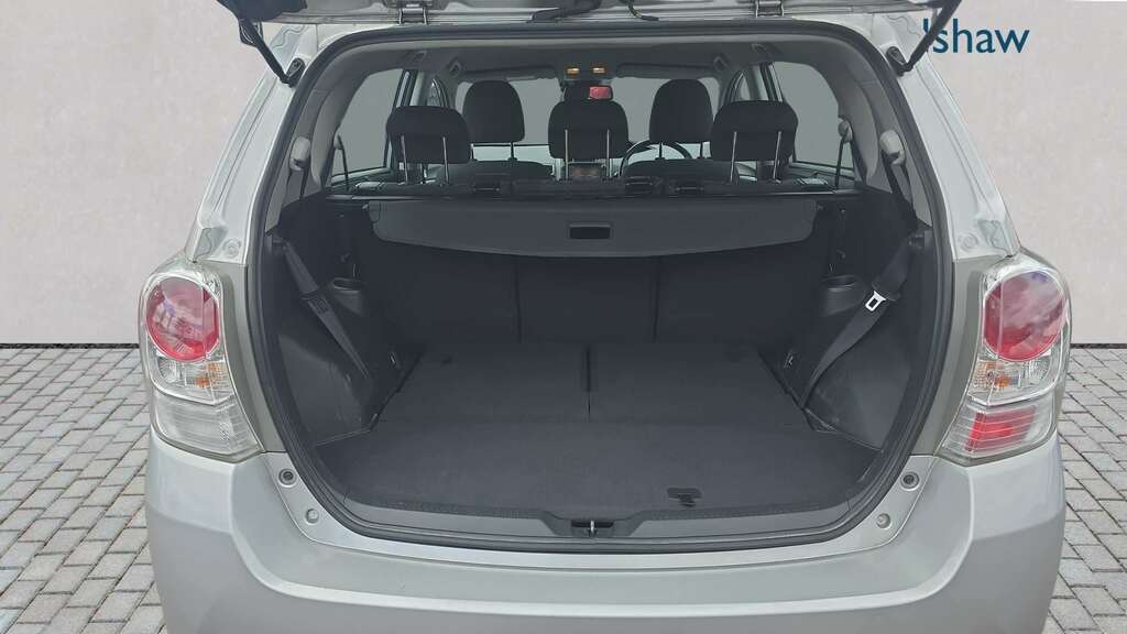 Toyota Verso 1.6 V-matic Icon Tss Grey #7