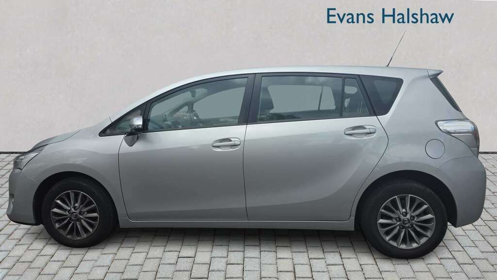 Toyota Verso 1.6 V-matic Icon Tss Grey #3
