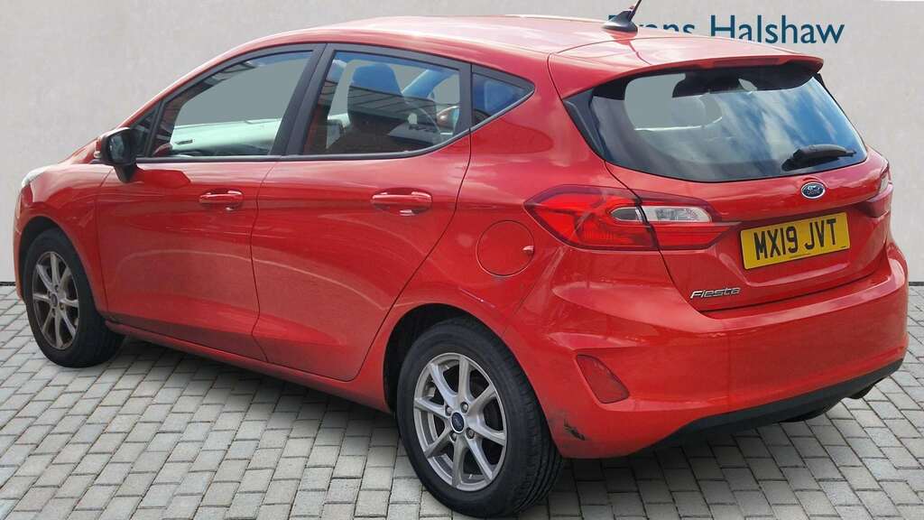 Ford Fiesta 1.0 Ecoboost Zetec Navigation 2019 MX19JVT Red #2