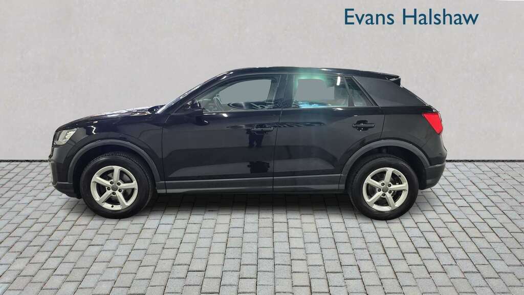 Audi Q2 30 Tfsi Technik 2019 MV69OFL Black #4