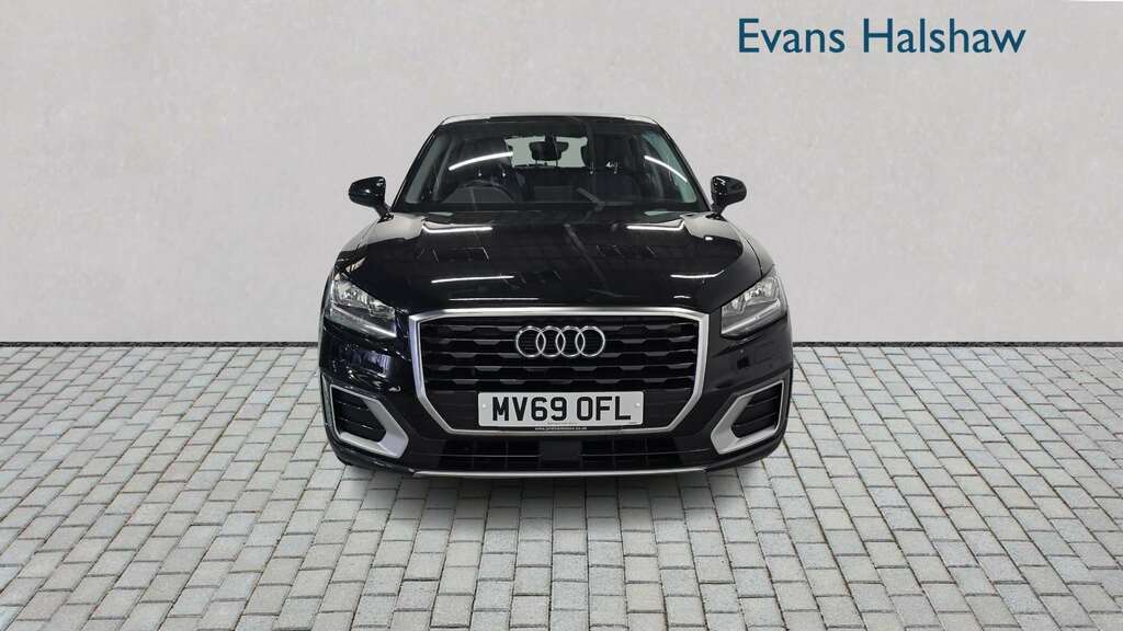 Audi Q2 30 Tfsi Technik 2019 MV69OFL Black #2