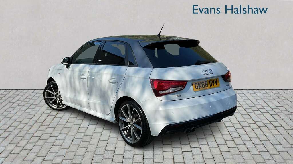 Audi A1 1.4 Tfsi 125 Black Edition Nav 2018 GK68DVV White #4