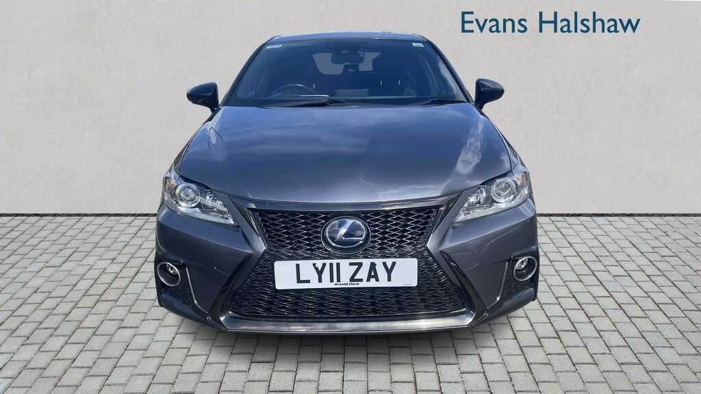Lexus CT 200H 1.8 F-sport Cvt 2019 NX69URW Grey #5