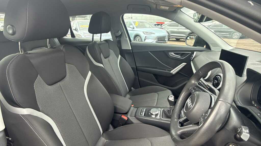 Audi Q2 30 Tfsi Sport 2022 DA72OLC Black #3