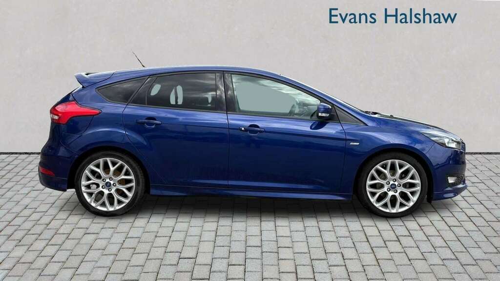 Ford Focus 1.0 Ecoboost 125 St-line 2016 EN66PTY Blue #2