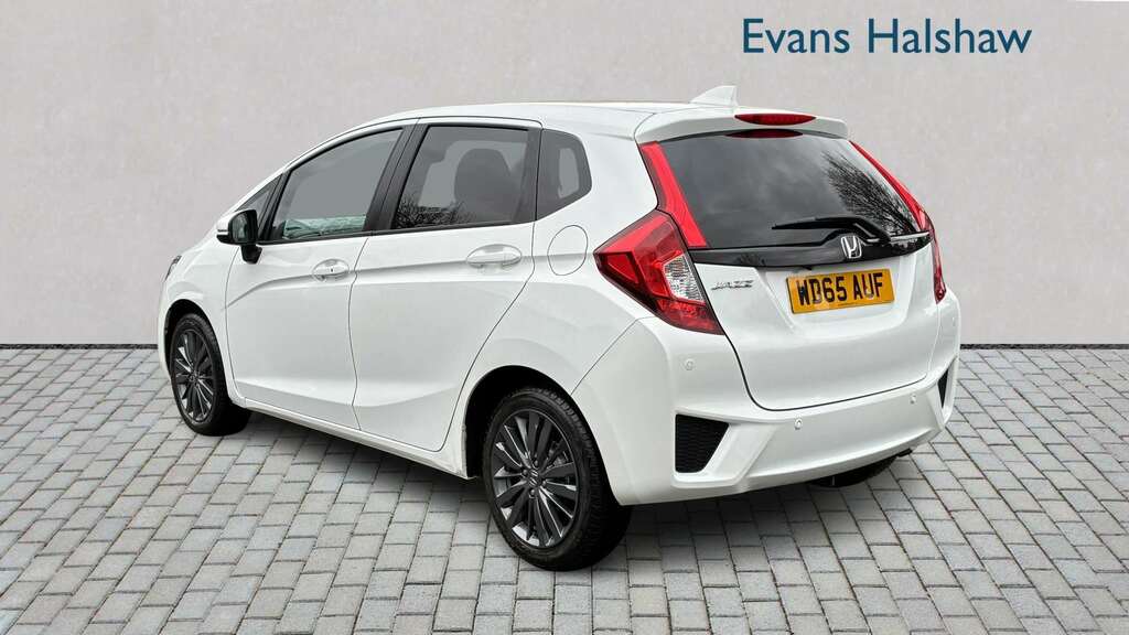 Honda Jazz 1.3 Ex 2015 WD65AUF White #5