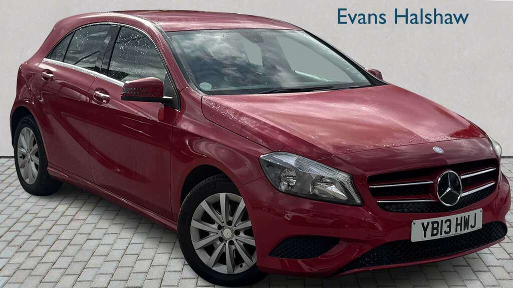 Mercedes-Benz A Class A180 Blueefficiency Se 2013 YB13HWJ Red