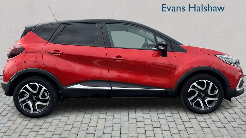 Renault Captur 1.5 Dci 90 Iconic 2018 SL68TWD Red #3