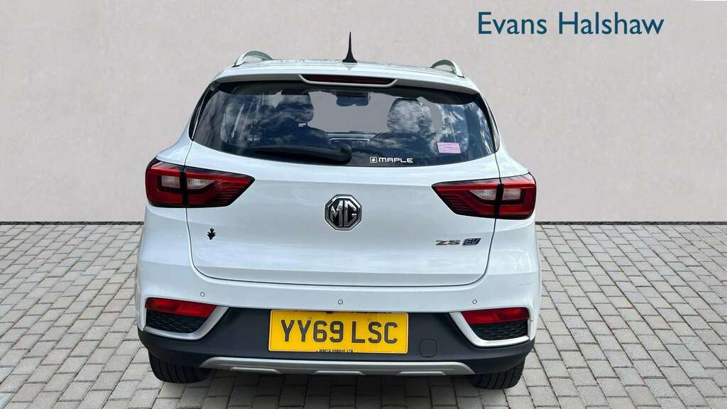 MG ZS 105Kw Exclusive Ev 45Kwh 2020 YY69LSC White #4