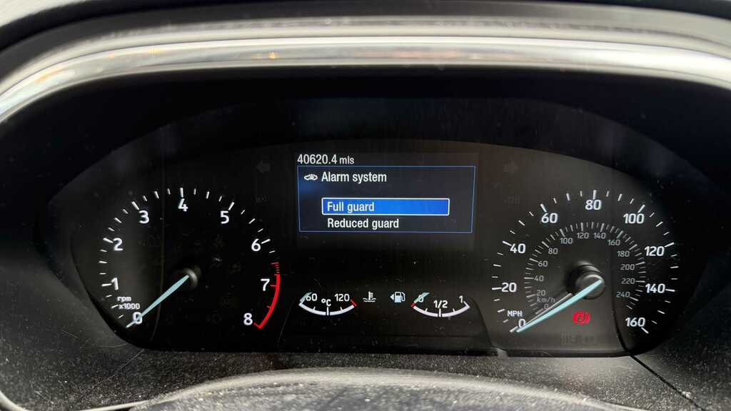 Ford Focus 1.0 Ecoboost 125 Titanium 2020 SH20CVE Grey #6