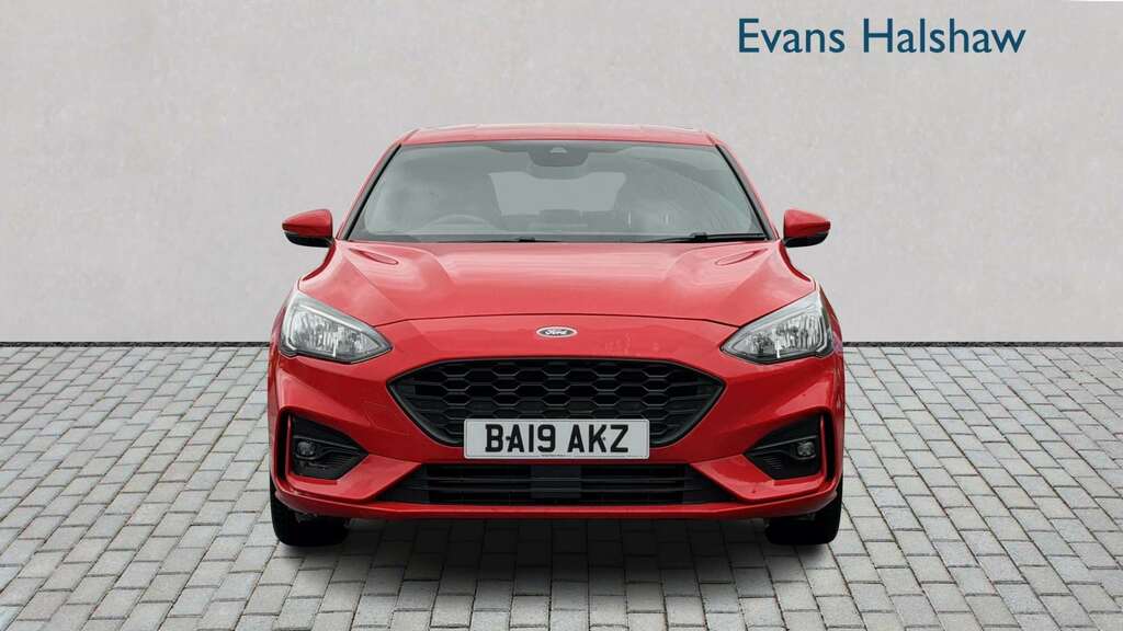 Ford Focus 1.0 Ecoboost 125 St-line 2019 BA19AKZ Red #4