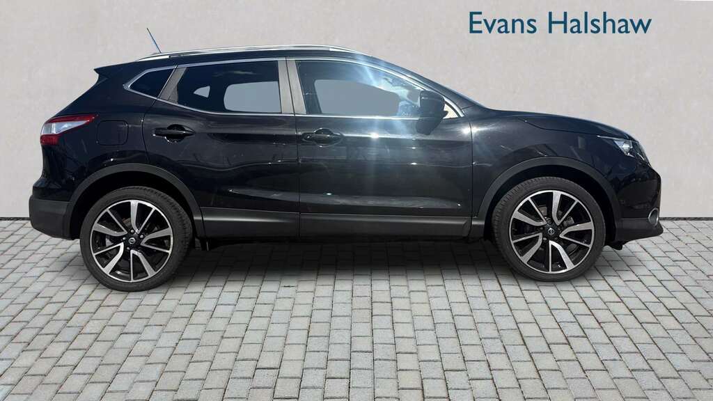 Nissan Qashqai 1.6 Dci Tekna Non-panoramic 4Wd 2017 Black #6