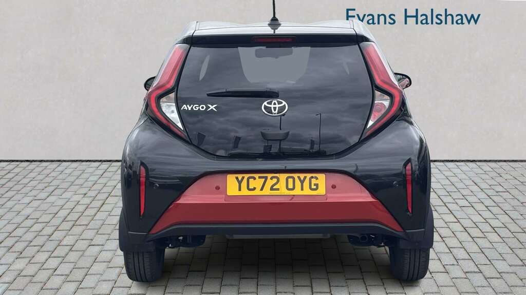 Toyota Aygo X 1.0 Vvt-i Edge 2022 YC72OYG Red #5
