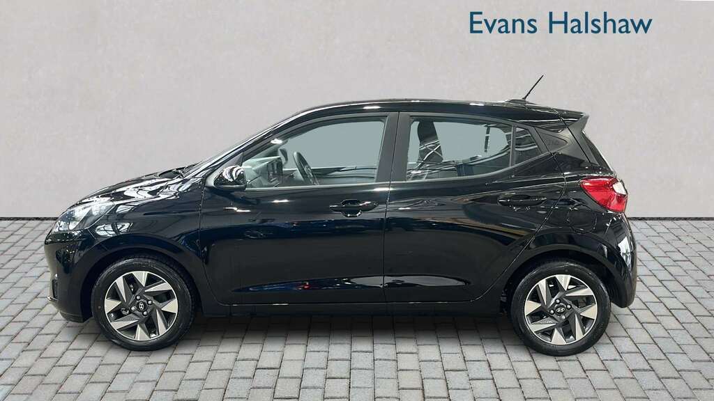 Hyundai I10 1.0 63 Advance Nav 2026 FP26WRA Black #3