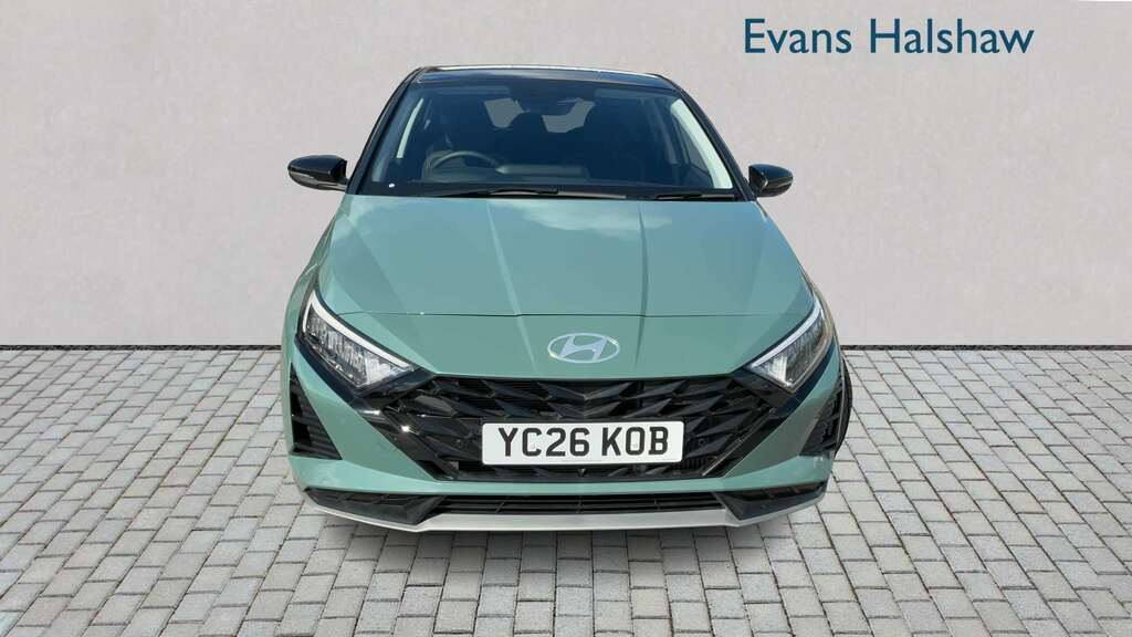 Hyundai I20 1.0T Gdi Premium Dct 2026 YC26KOB Green #2