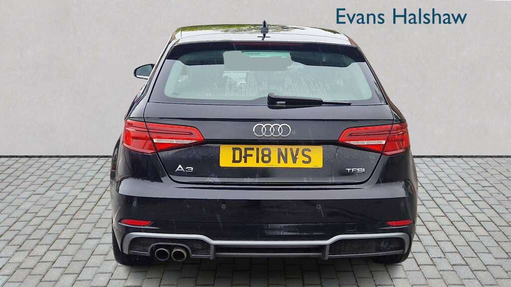 Audi A3 1.5 Tfsi S Line 2018 DF18NVS Black #5