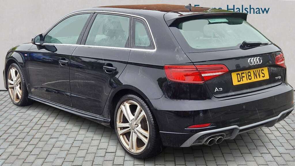 Audi A3 1.5 Tfsi S Line 2018 DF18NVS Black #2
