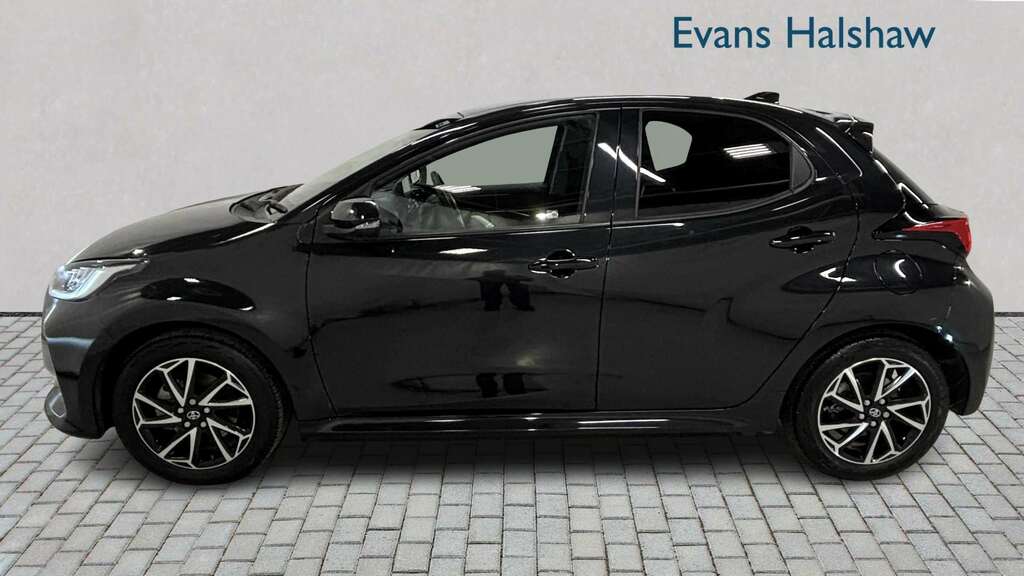 Toyota Yaris 1.5 Hybrid Design Cvt 2023 BG73UVM Black #6