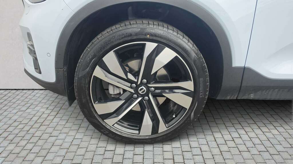 Volvo XC40 2.0 B3p Ultra Dark 2025 NA74UVT Blue #6