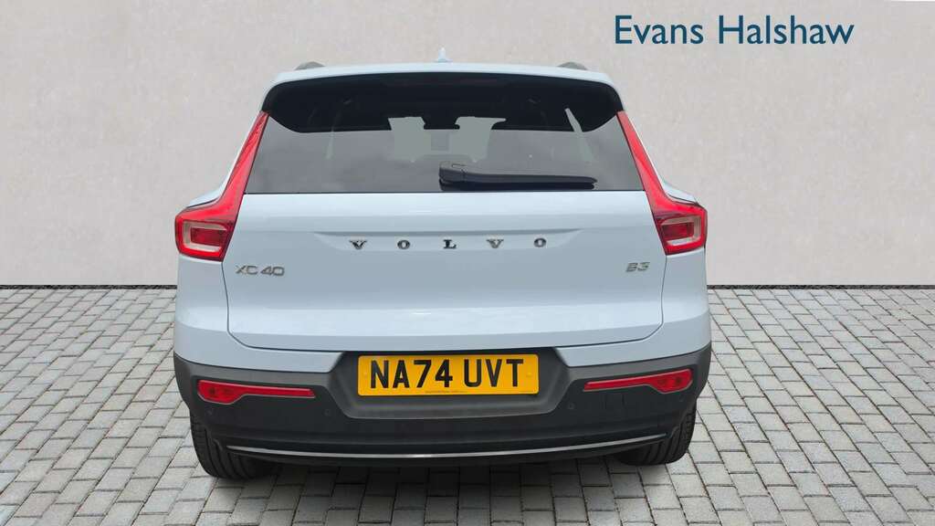 Volvo XC40 2.0 B3p Ultra Dark 2025 NA74UVT Blue #5