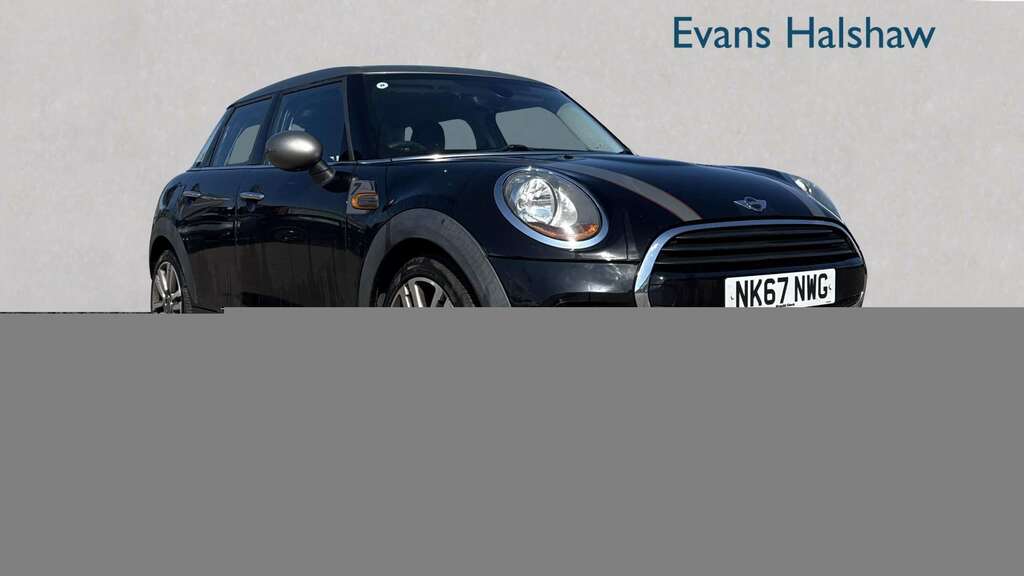 Mini Hatch 1.5 Cooper Seven 2017 Black