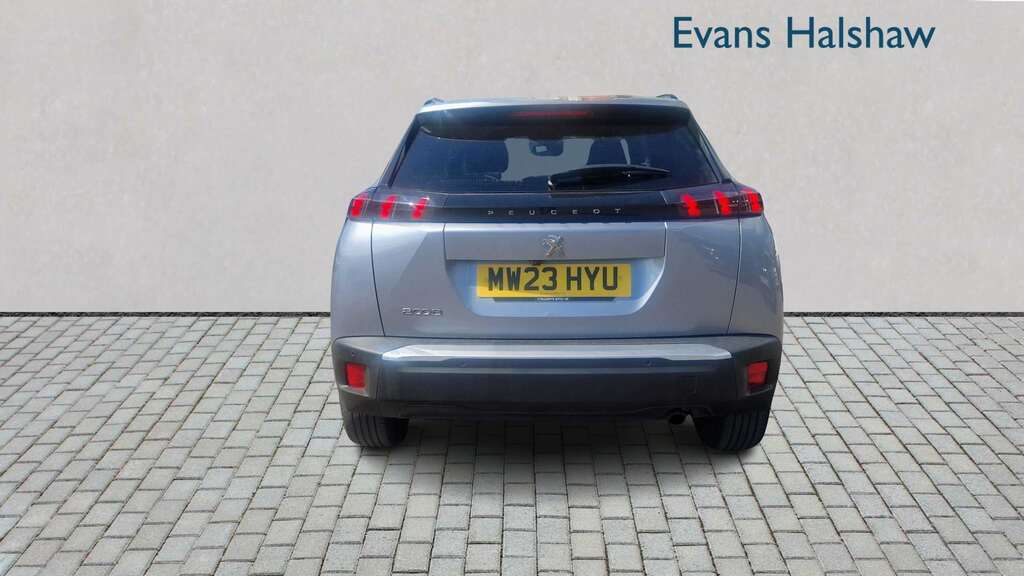 Peugeot 2008 1.2 Puretech Allure Premium 2023 MW23HYU Grey #4