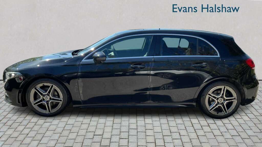 Mercedes-Benz A Class A200 Amg Line 2020 KM70DJX Black #3