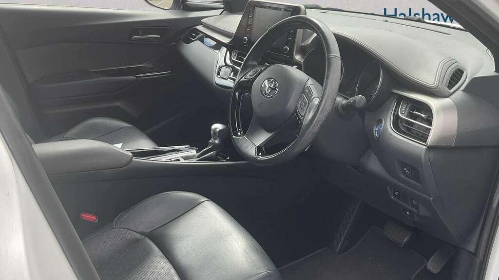 Toyota C-Hr 1.8 Hybrid Excel Cvt 2020 DG70WNX White #5