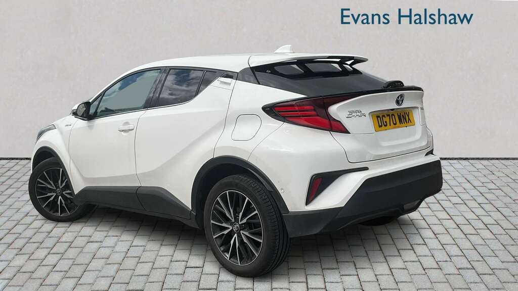 Toyota C-Hr 1.8 Hybrid Excel Cvt 2020 DG70WNX White #2