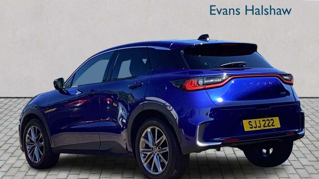Lexus LBX 1.5 Takumi E-cvt 2024 PG74FFV Blue #2