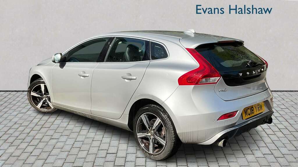 Volvo V40 T2 122 R Design Nav Plus 2018 MC18YRW Silver #5