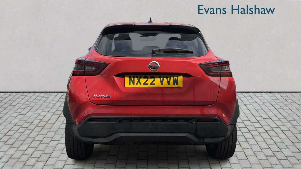 Nissan Juke 1.0 Dig-t 114 Tekna 2022 NX22VVW Red #4