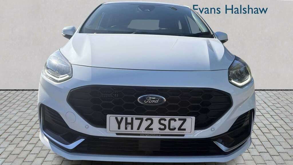 Ford Fiesta 1.0 Ecoboost Hybrid Mhev 125 St-line Vignale 2 YH72SCZ White #4