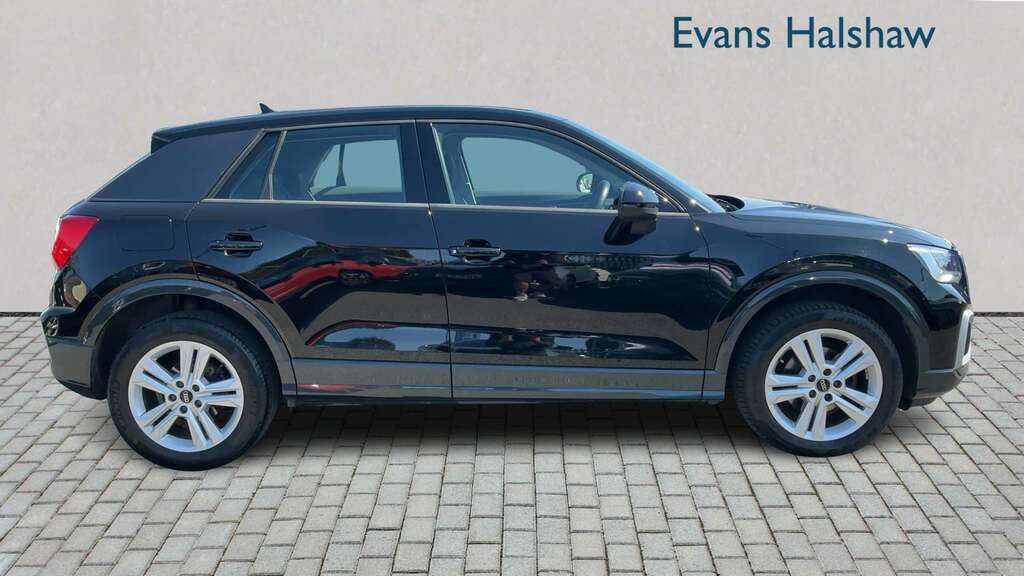 Audi Q2 35 Tfsi Sport S Tronic 2023 BV23XKL Black #6