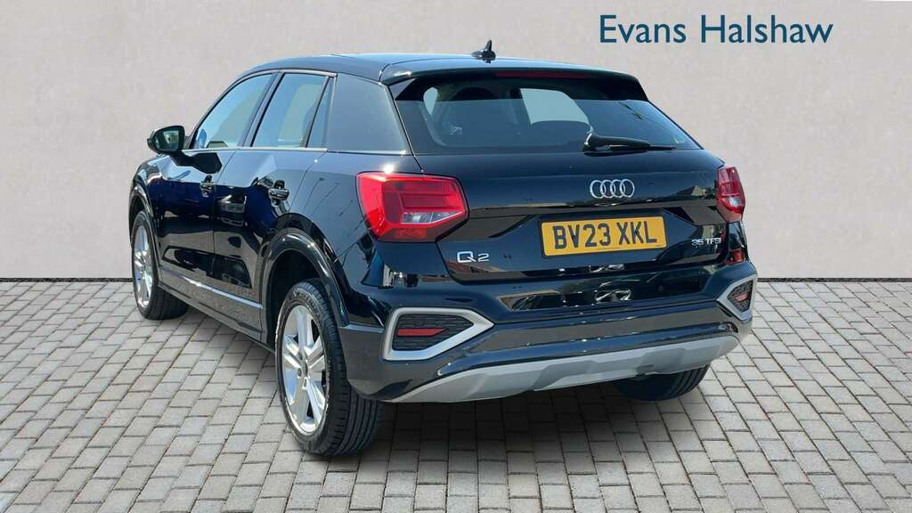 Audi Q2 35 Tfsi Sport S Tronic 2023 BV23XKL Black #2