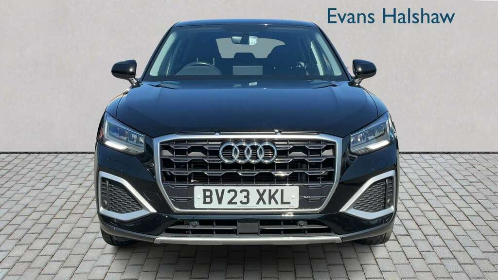 Audi Q2 35 Tfsi Sport S Tronic 2023 BV23XKL Black #4