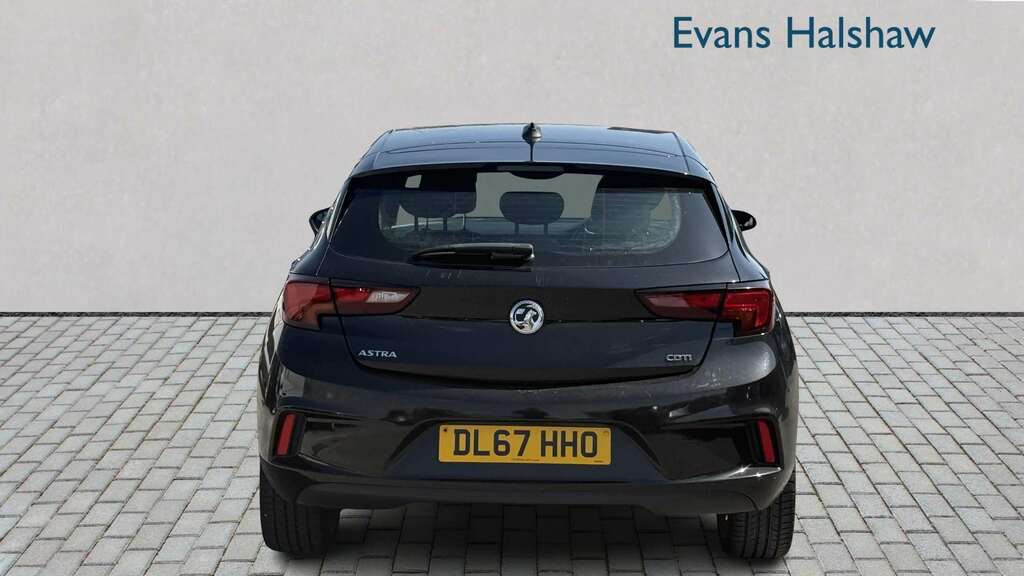 Vauxhall Astra 1.6 Cdti 16V 136 Sri Vx-line 2017 DL67HHO Black #3