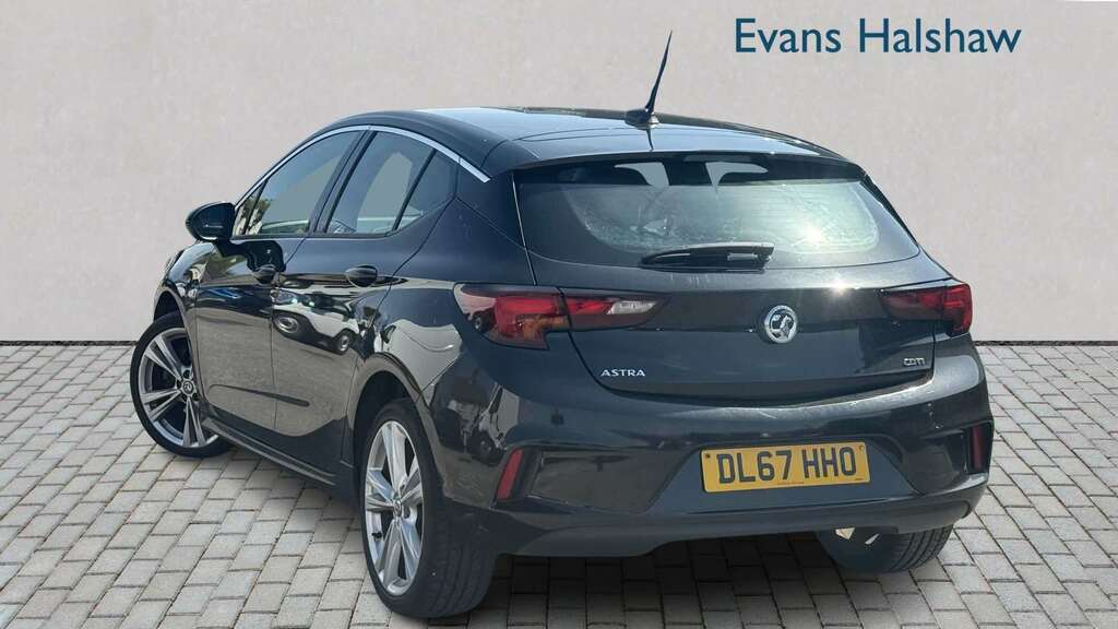 Vauxhall Astra 1.6 Cdti 16V 136 Sri Vx-line 2017 DL67HHO Black #2