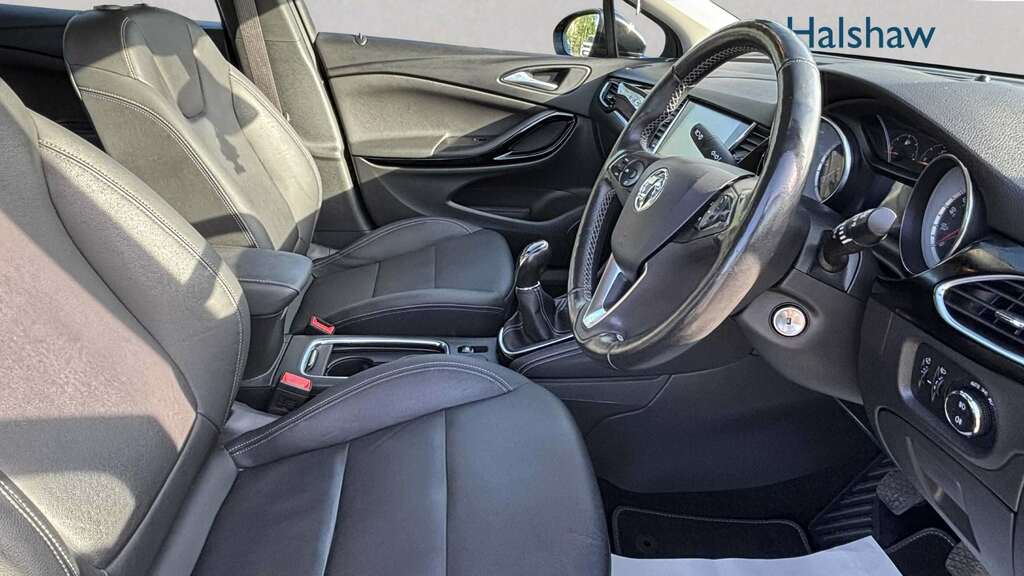 Vauxhall Astra 1.6T 16V 200 Elite Nav 2019 Black #3