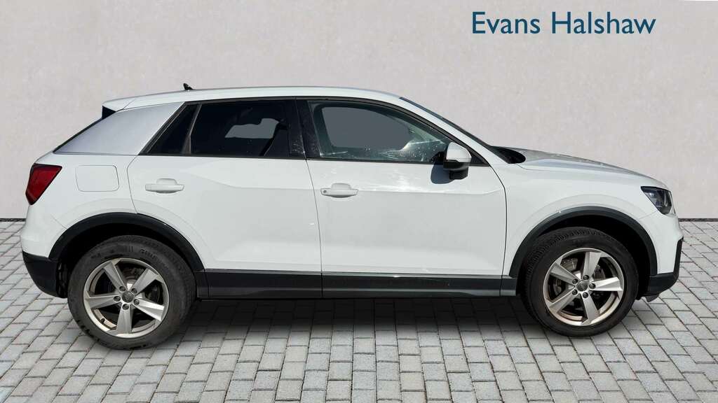 Audi Q2 35 Tfsi Sport 2019 ML69HSO White #5